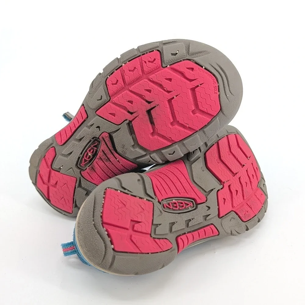 KEEN Seacamp‎ II CNX Blue Pink Youth Water Sandals Size 1